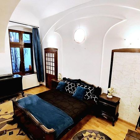 Ada Old Town Apartments 3 ブラショフ エクステリア 写真